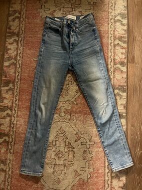 Denim Forum Women's Light Blue Cropped Ankle Jeans